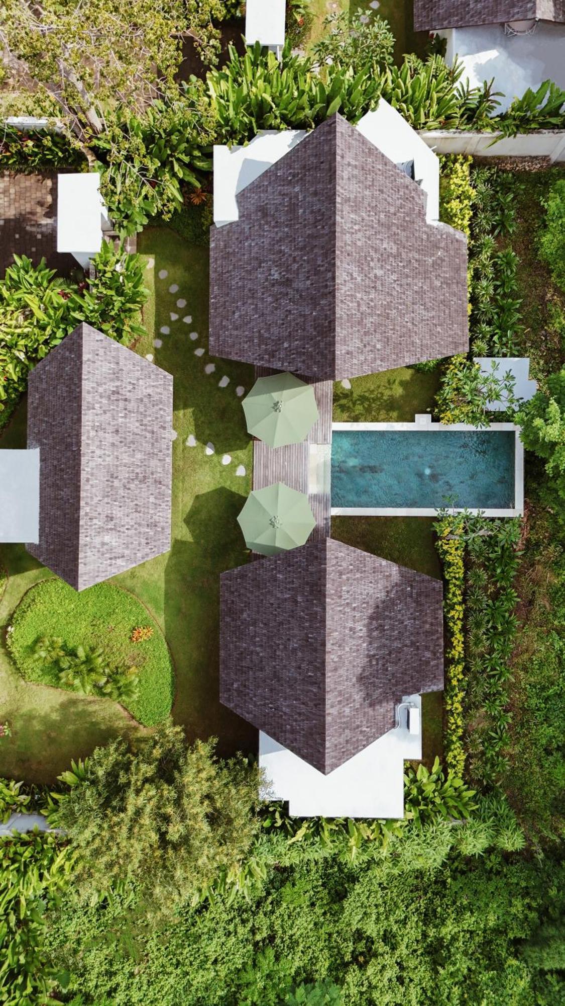 Arpana Luxury Private Pool Villas 金巴兰 外观 照片